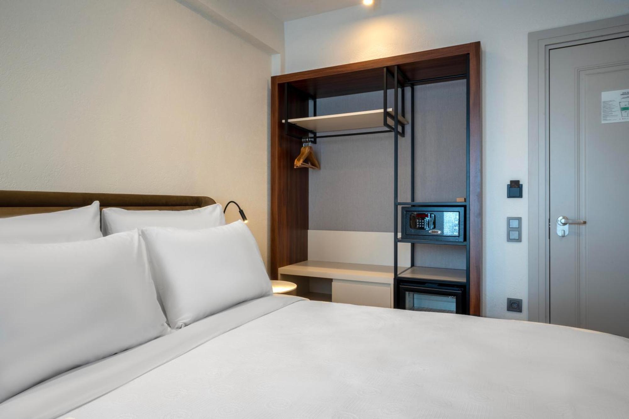 Smart And Simple Hotel Karakoy Istanbul Exterior photo