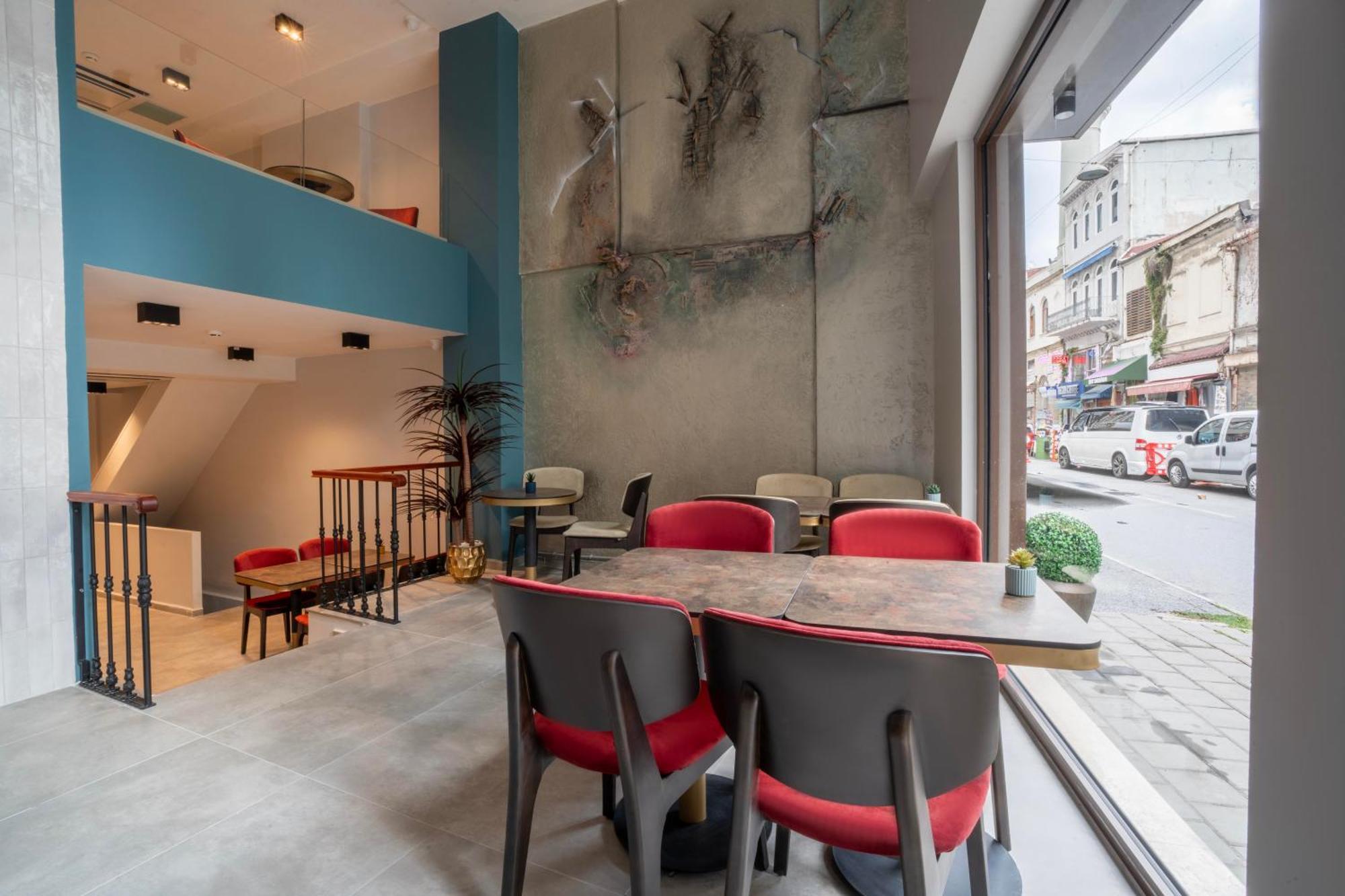 Smart And Simple Hotel Karakoy Istanbul Exterior photo